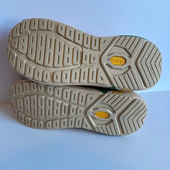 BRANDBLACK Specter‎ SC 2.0 Vibram Running Sneakers Athletic Shoes Womens Size 8